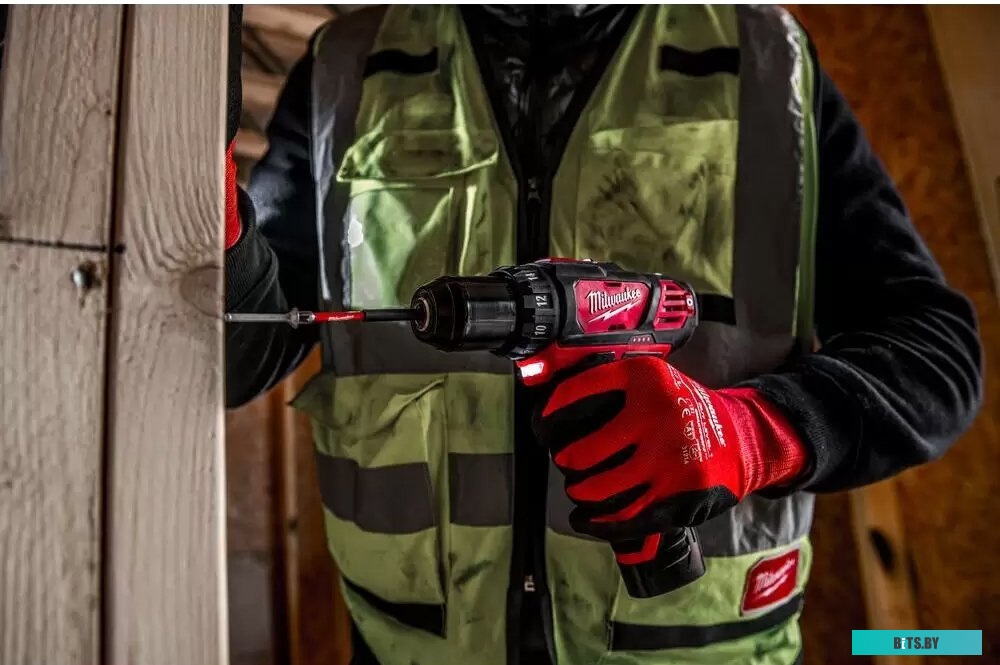 Milwaukee M12 BDD-201C 4933479439 (с 1-м АКБ, кейс)