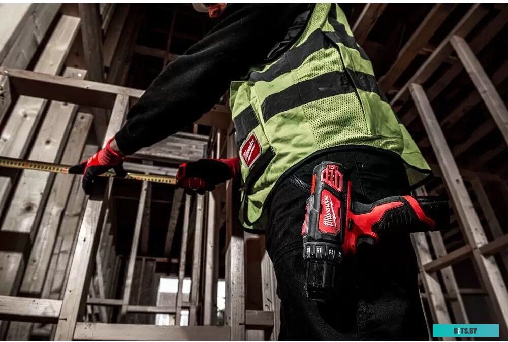 Milwaukee M12 BDD-201C 4933479439 (с 1-м АКБ, кейс)