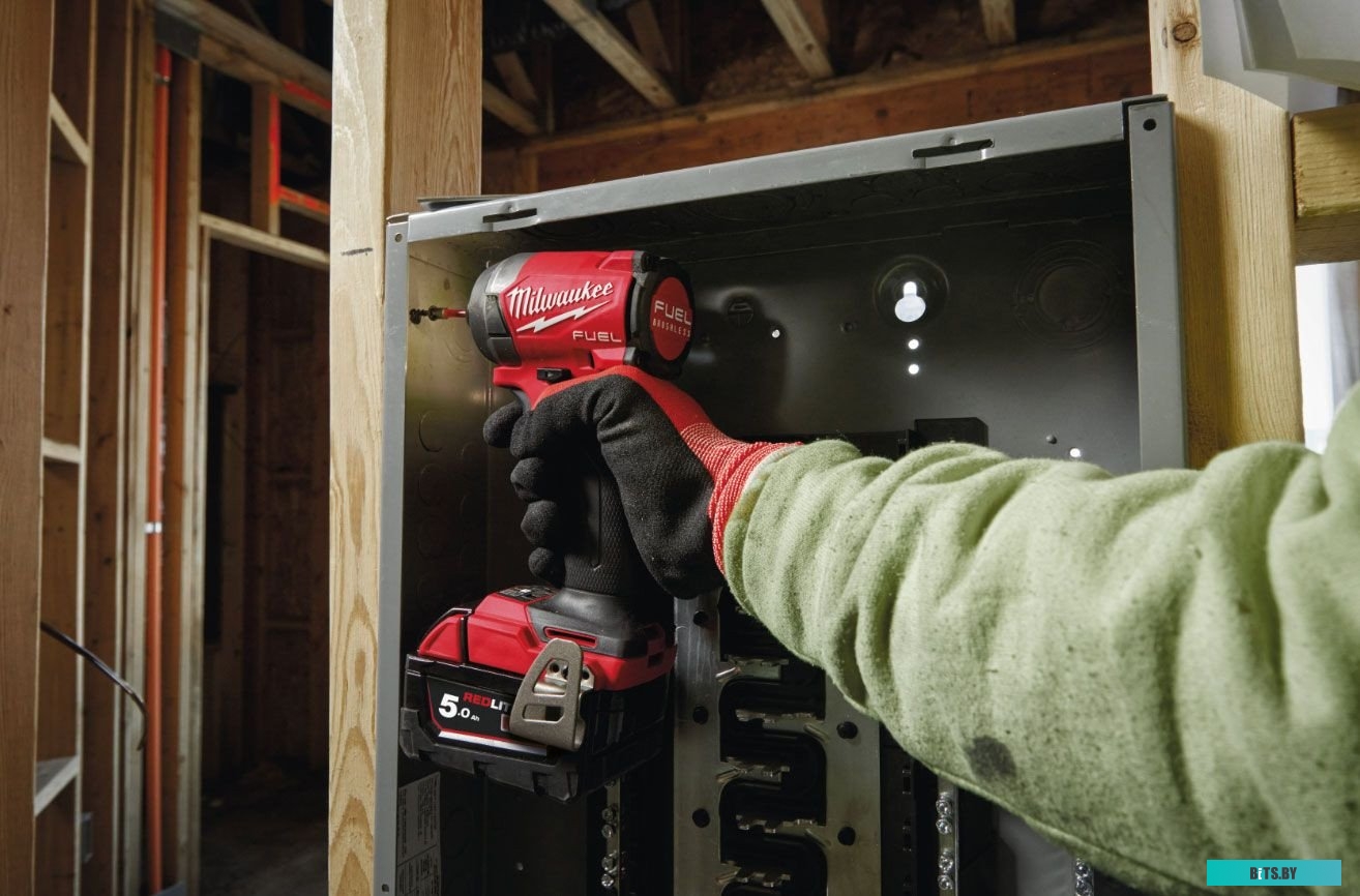 Milwaukee M18 FUEL M18FID3-502X 4933479865 (с 2-мя АКБ, кейс)