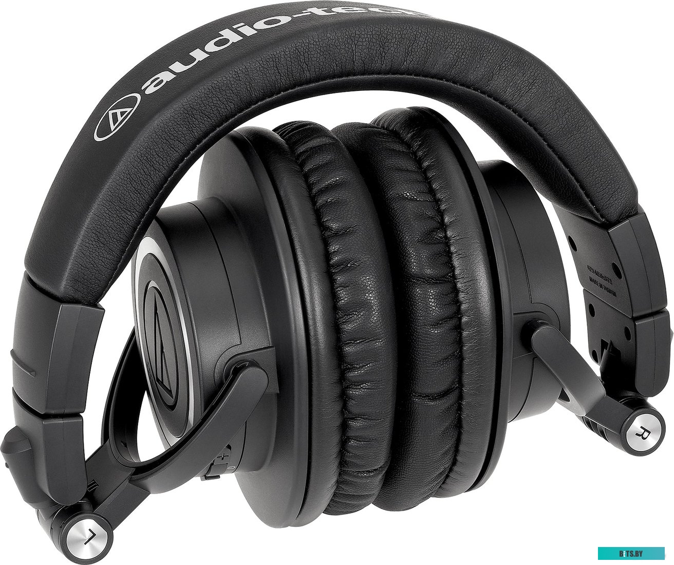 Наушники Audio-Technica ATH-M50XBT2 (черный)}.

**Разбор:**
-