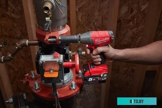 4933459198 Milwaukee M18 ONEIWF12-0X Fuel 4933459198 (без АКБ, кейс)