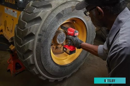 4933459198 Milwaukee M18 ONEIWF12-0X Fuel 4933459198 (без АКБ, кейс)