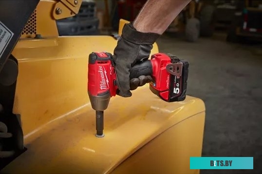 4933459198 Milwaukee M18 ONEIWF12-0X Fuel 4933459198 (без АКБ, кейс)