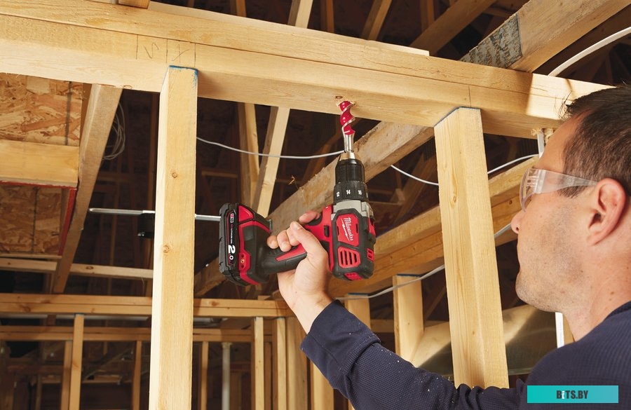 Milwaukee M18 BDD-202C 4933443555 (с 2-мя АКБ, кейс)