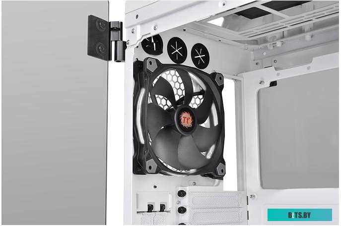 Корпус Thermaltake View 71 Tempered Glass Snow Edition <CA-1I7-00F6WN-00>