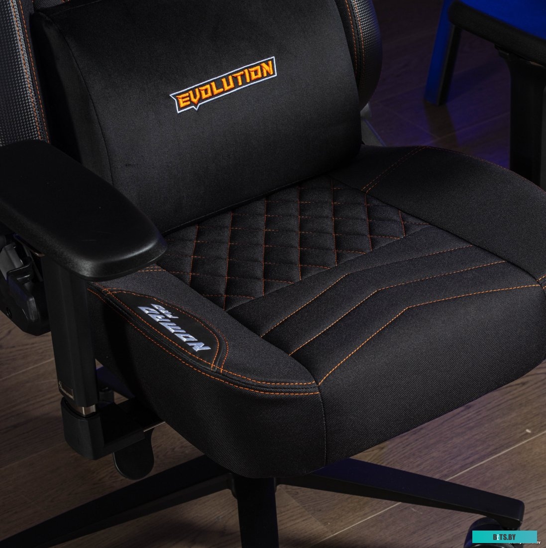 42340 4812755007281 Evolution Nomad PRO (черный/оранжевый)