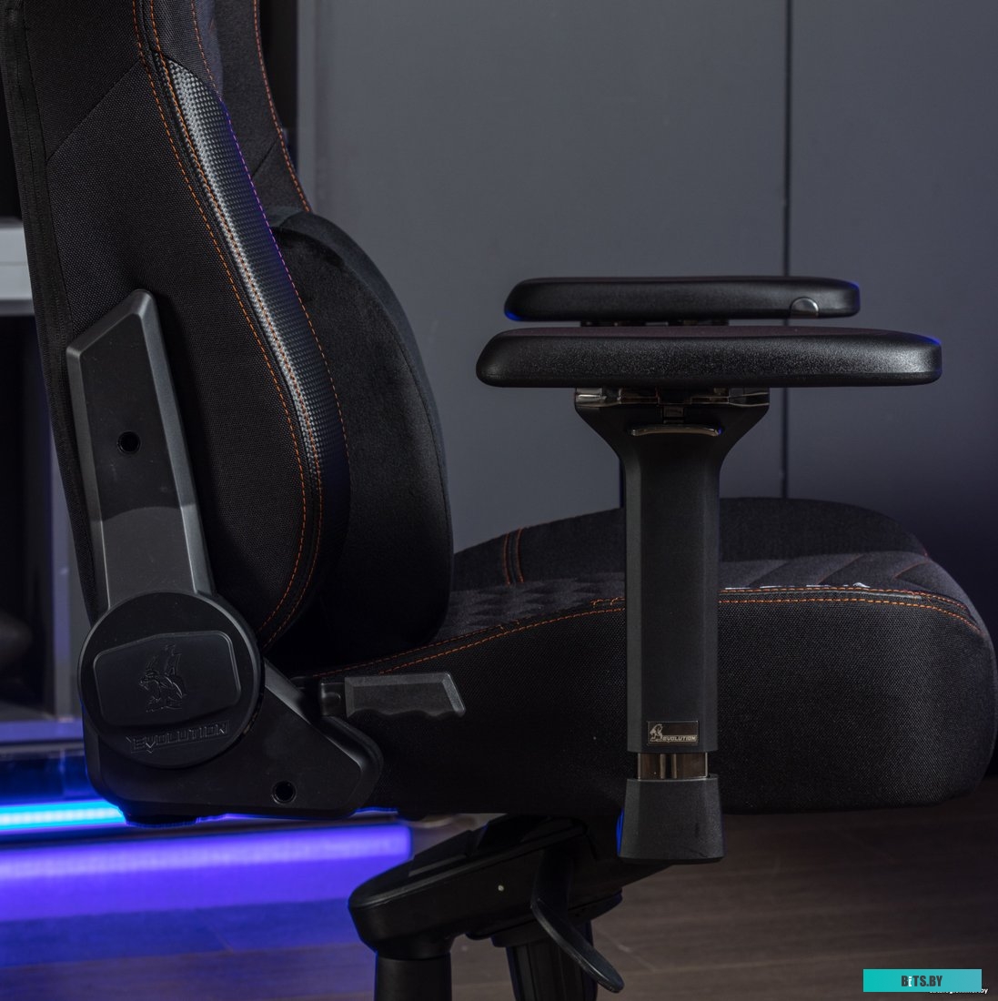 42340 4812755007281 Evolution Nomad PRO (черный/оранжевый)