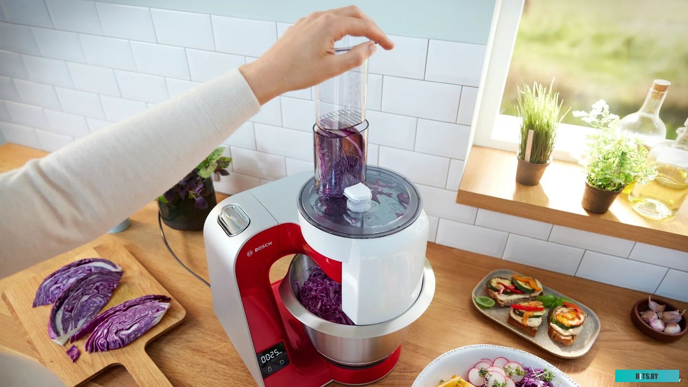 MUM5X720 Кухонная машина Bosch MUM5X720 планетар.вращ. 1000Вт красный/серый