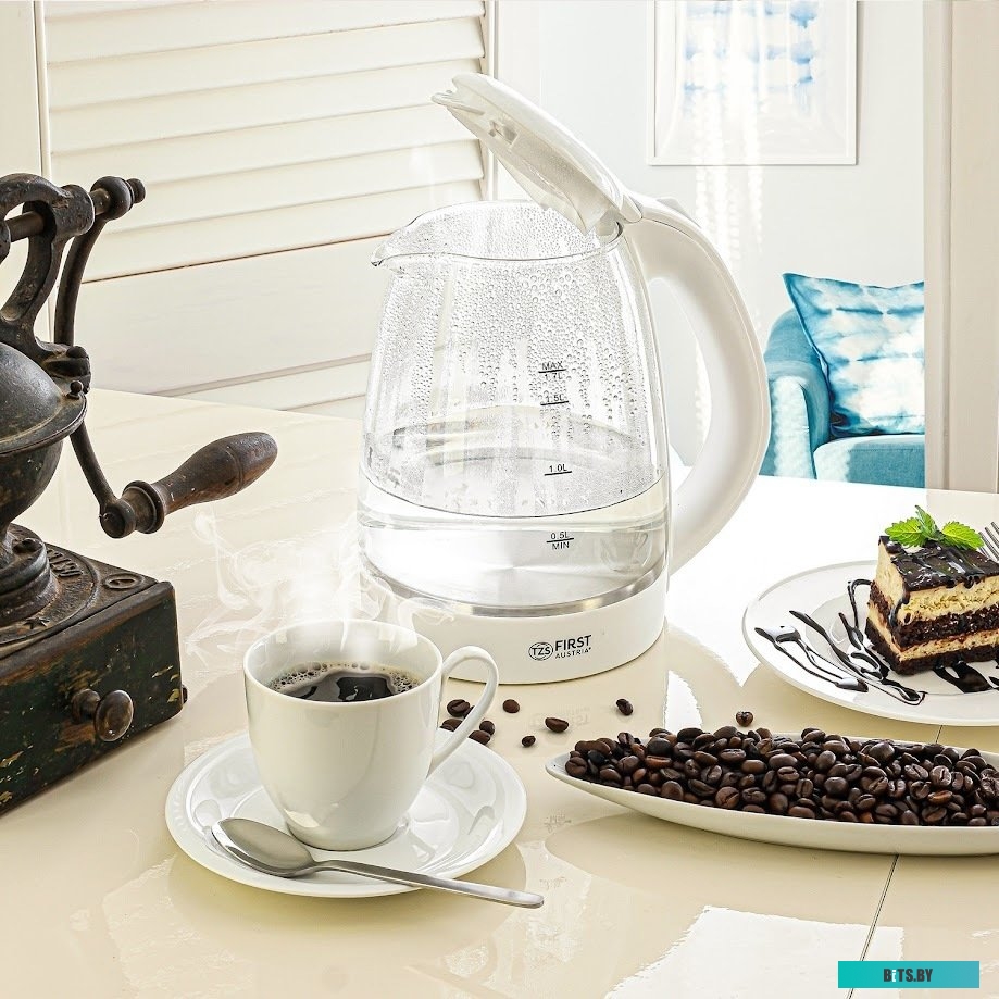 Электрочайник First FA-5404-1-WI