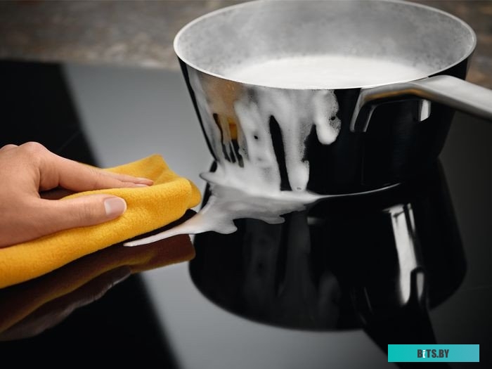 EIP6446 Индукционная варочная поверхность Electrolux EIP6446 черный