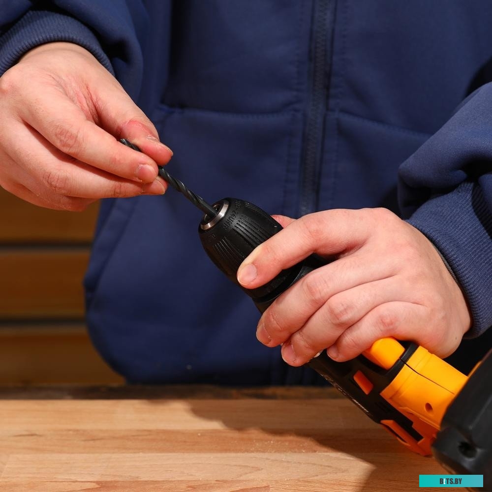 080-1004 6974129108302 Deko Banger 20V 080-1004 (с 1-им АКБ, кейс)