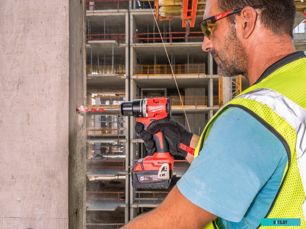 4058546476922 4933492821 Milwaukee M18 M18BLPDRC-0X 4933492821 (без АКБ, кейс)