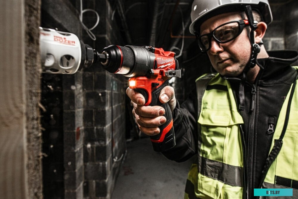 4058546376673 4933479873 Milwaukee M12 FUEL M12FDD2-202X 4933479873 (с 2-мя АКБ 2 Ач, кейс)