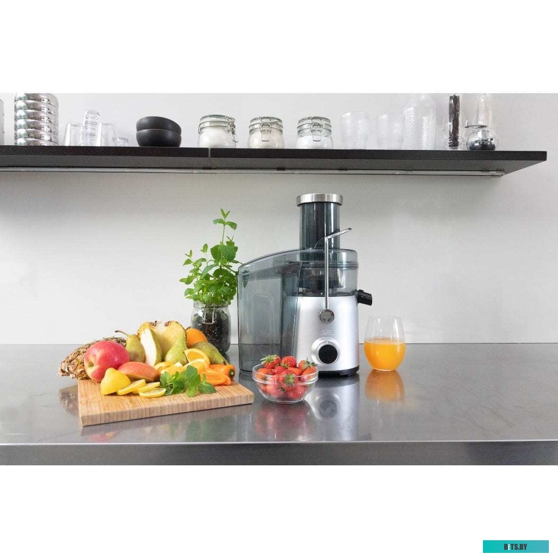 8451 Соковыжималка 8451 1200W SOLIS