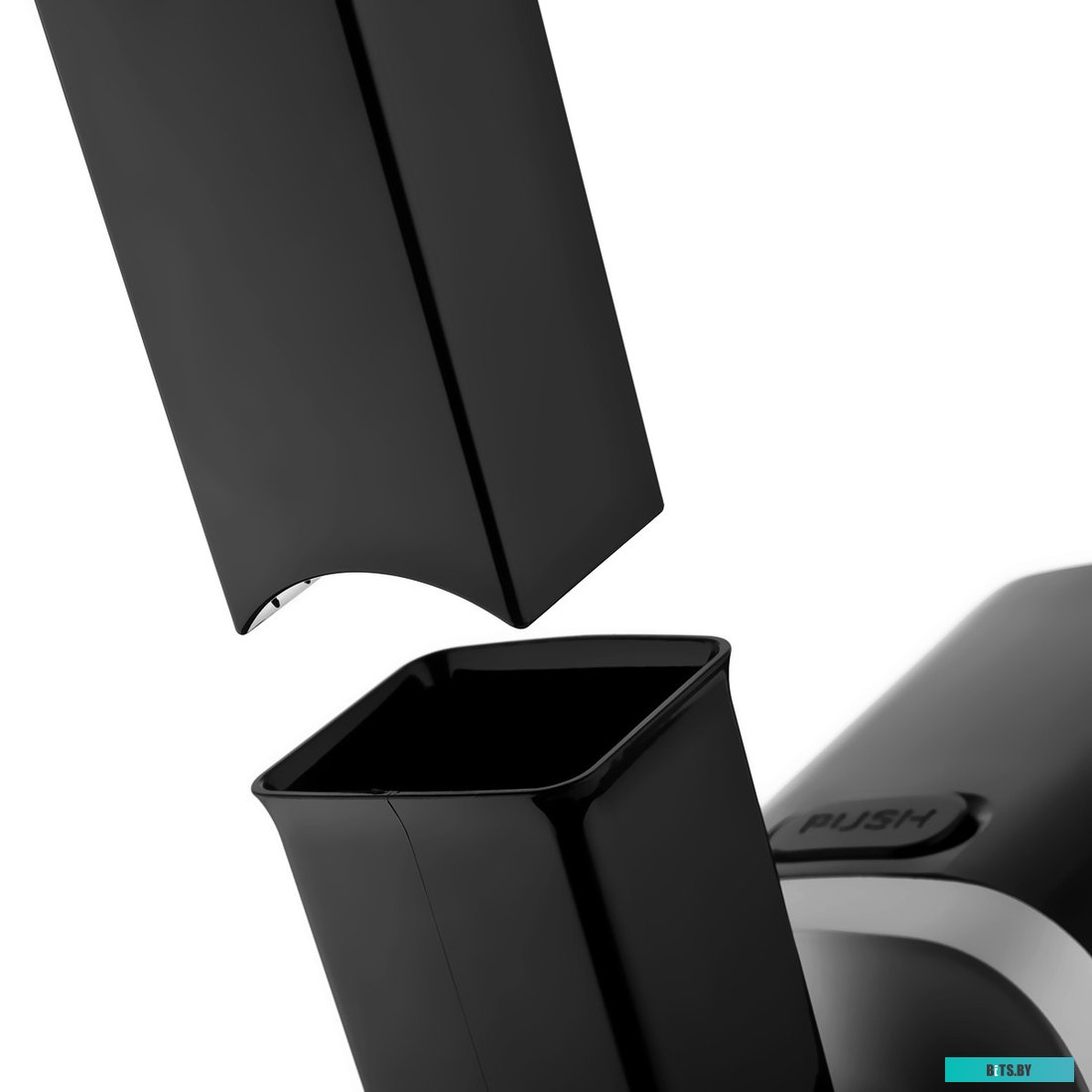 BR1608 Мясорубка BRAYER BR1608