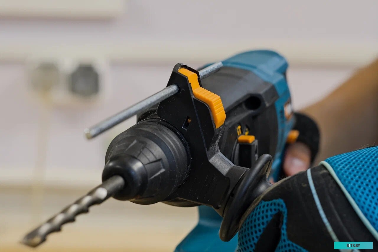 BHD-20Li-BL Перфоратор Bort BHD-20Li-BL (93412697)