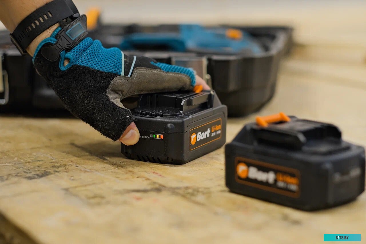 BHD-20Li-BL Перфоратор Bort BHD-20Li-BL (93412697)