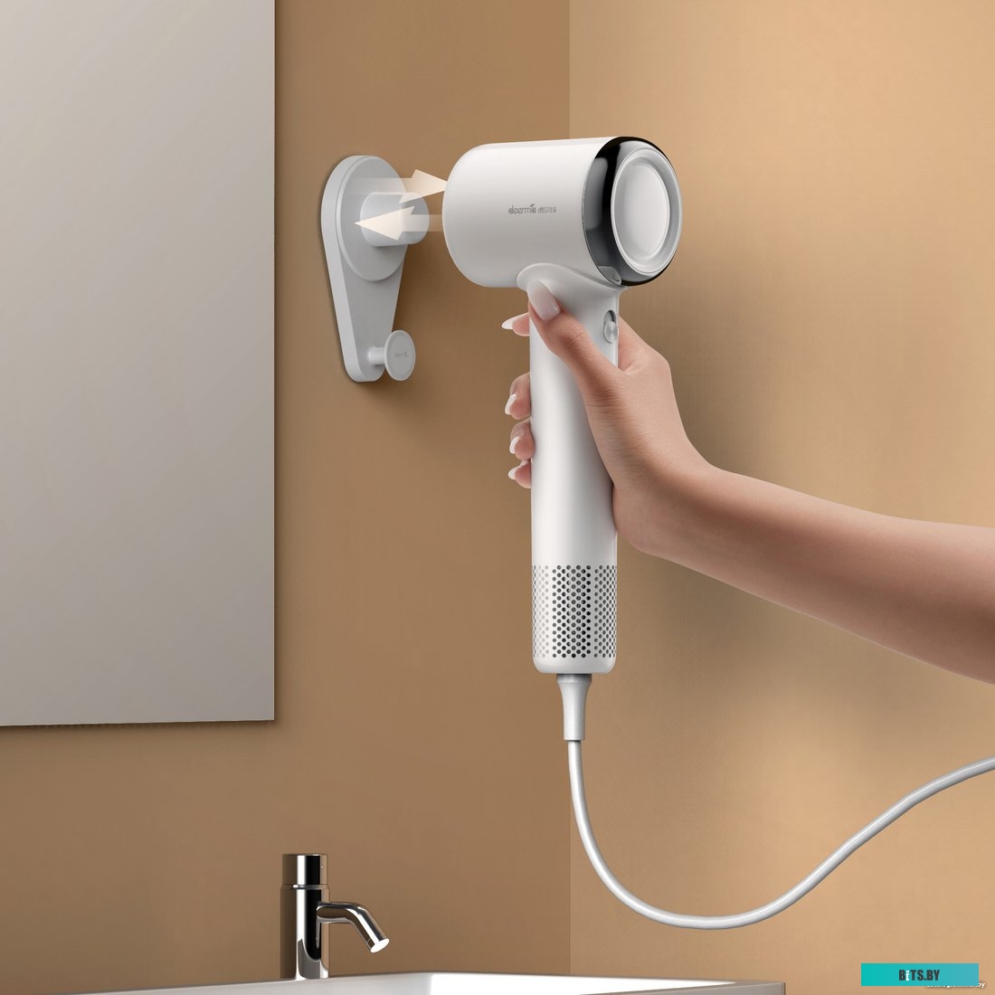 DEM-CF50W Фен для волос DEERMA DEM-CF50W pink