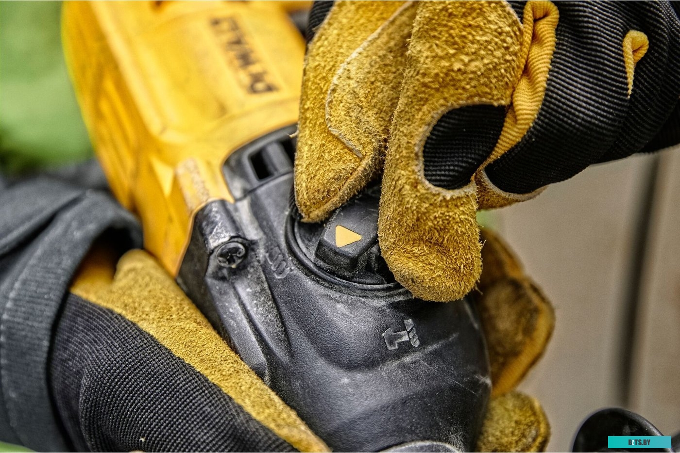 D25133K-QS Перфоратор DeWALT D25133K-QS