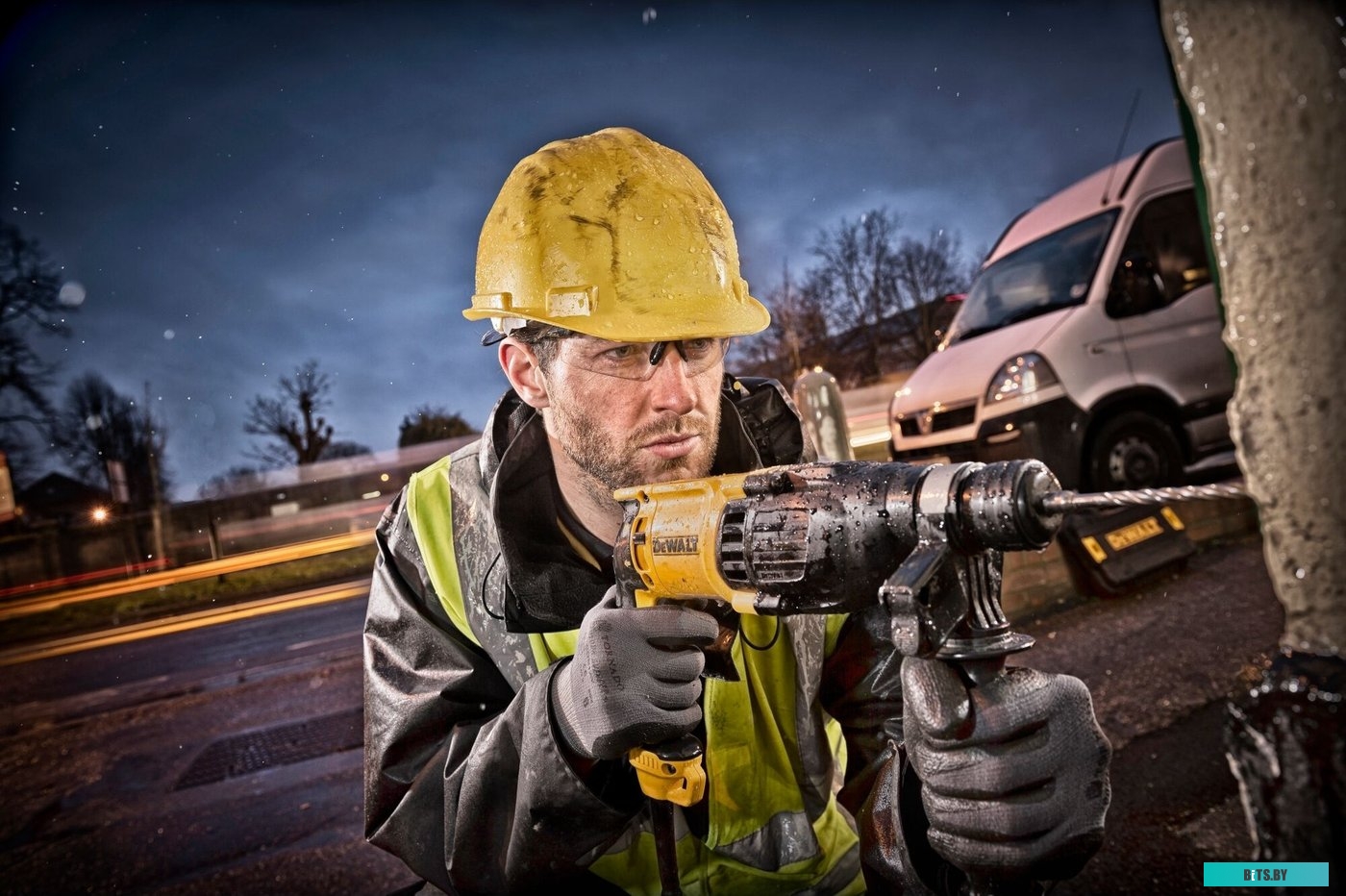 D25133K-QS Перфоратор DeWALT D25133K-QS