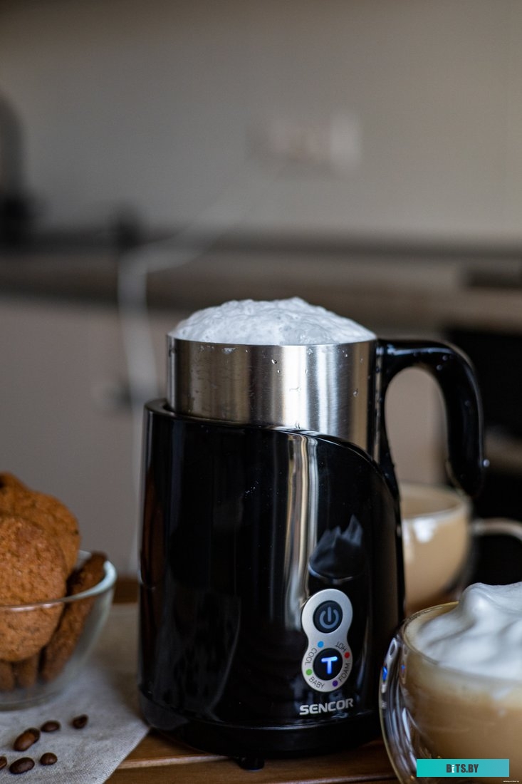 SMF 4000BK Автоматический вспениватель молока Sencor SMF 4000BK