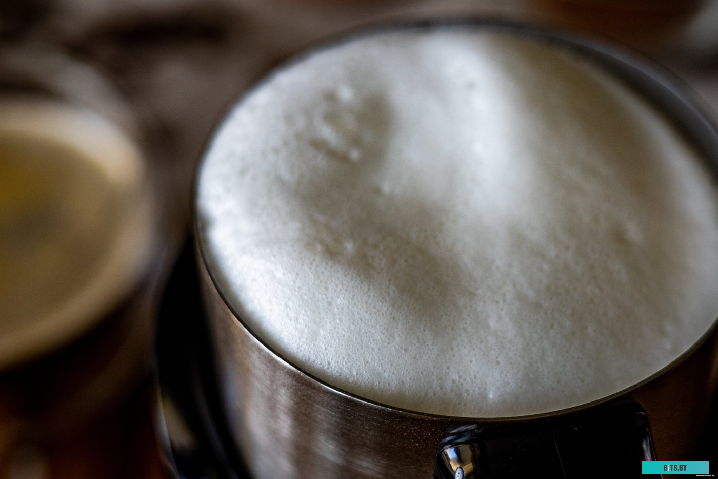 SMF 4000BK Автоматический вспениватель молока Sencor SMF 4000BK