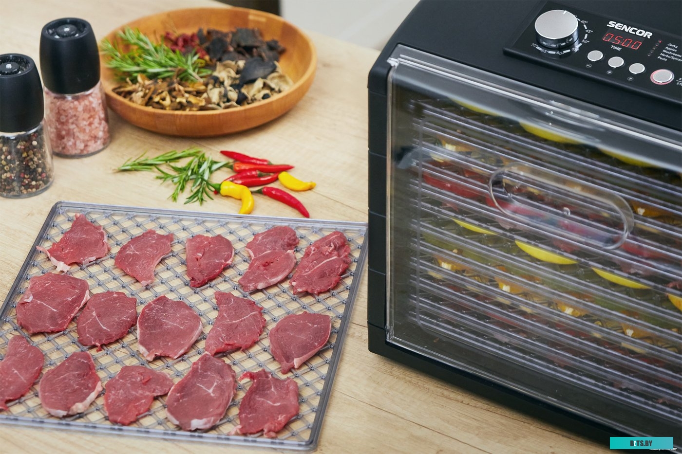 6600BK Сушилка для овощей и фруктов Sencor SFD 6600BK