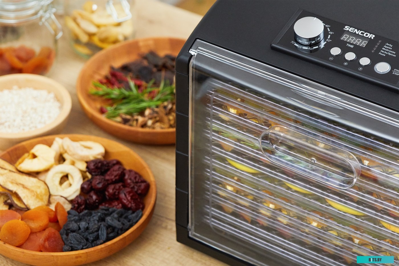 6600BK Сушилка для овощей и фруктов Sencor SFD 6600BK