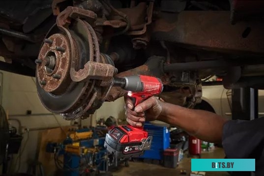 Milwaukee M18 ONEFHIWF34-502X Fuel 4933459730 (с 2-мя АКБ, кейс)