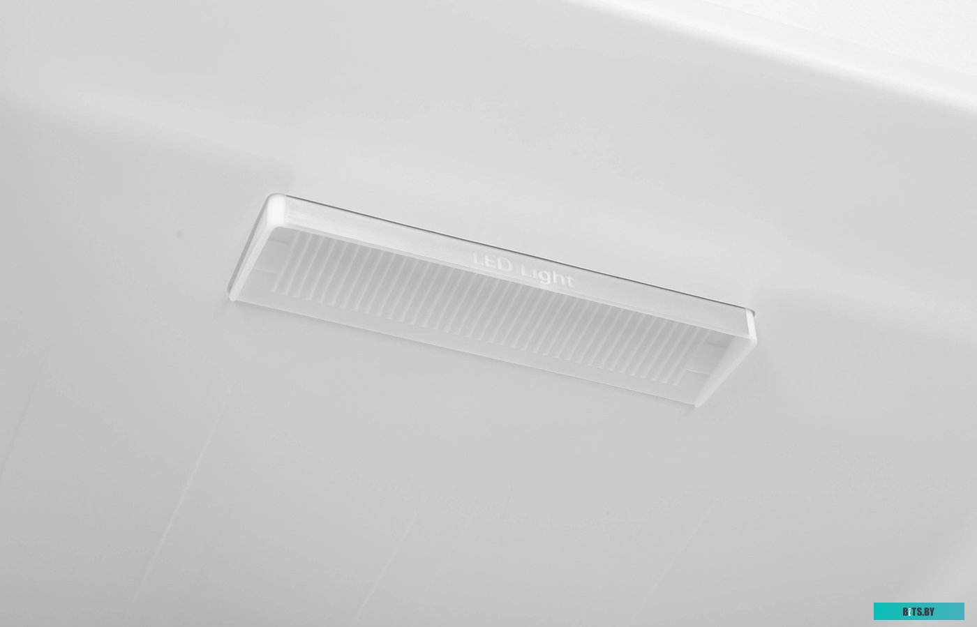 Hyundai CS5003F (белое стекло)