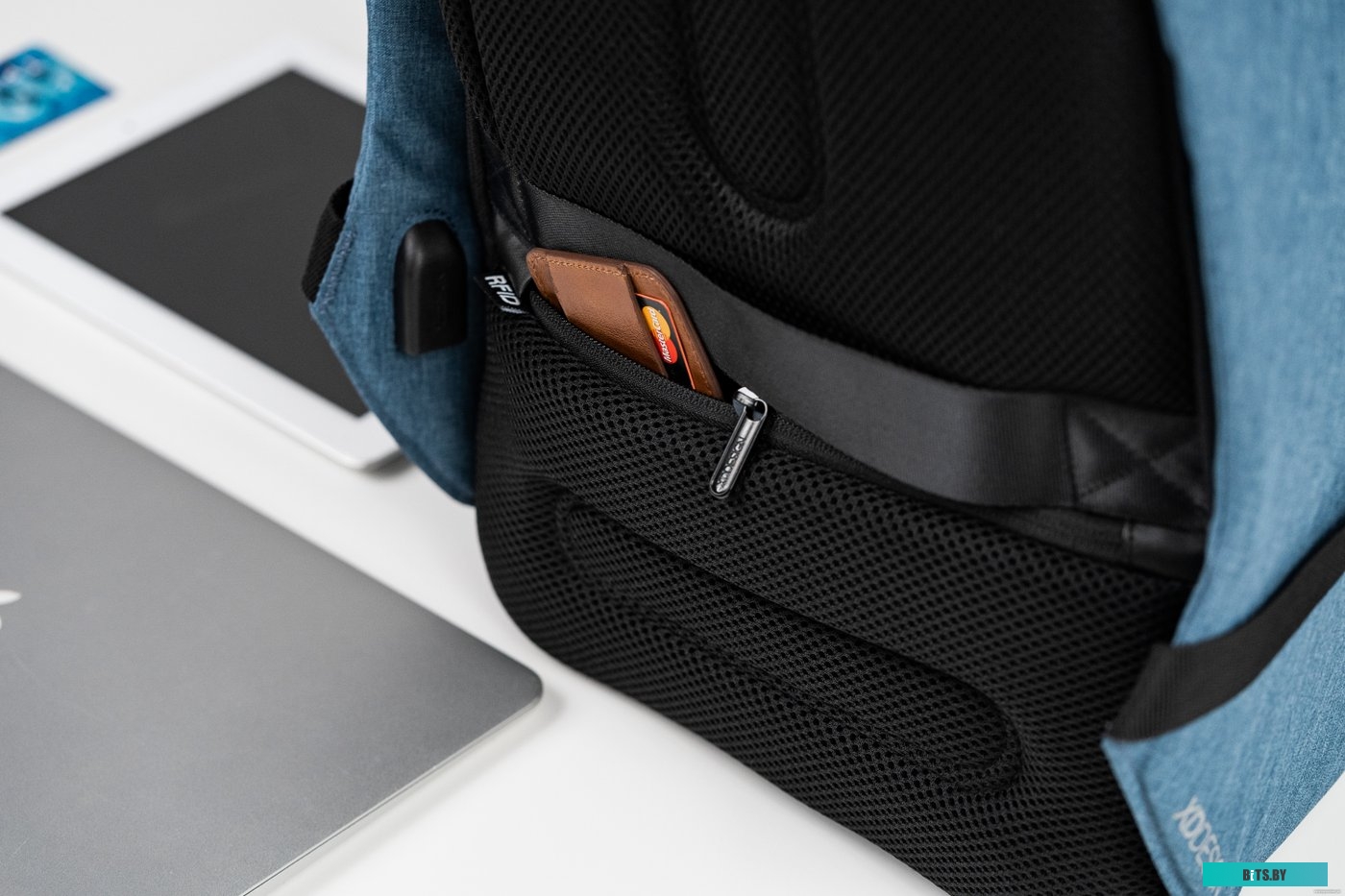 Рюкзак XD Design Hero Regular Small (темно-синий) <P705.705>
