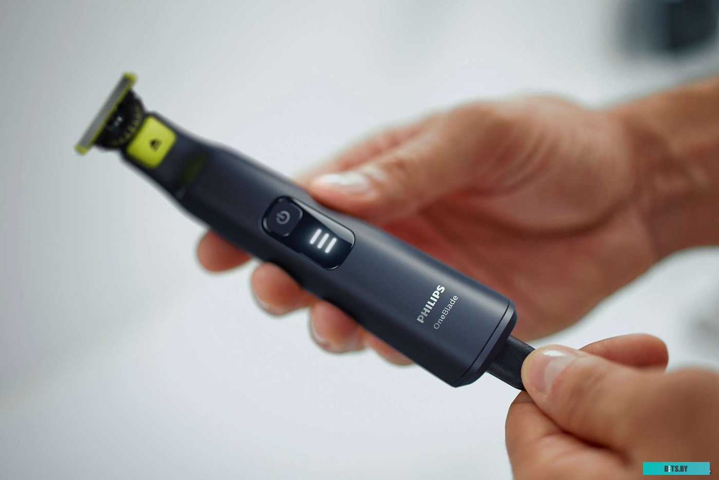 QP6541/15 Машинка для стрижки Philips QP6541/15 черный/салатовый (насадок в компл:4шт)