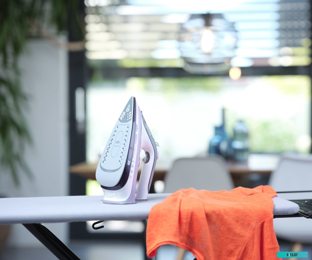 0127408002 Утюг Braun FI3144BL,  2400Вт,  голубой/белый [0127408002]