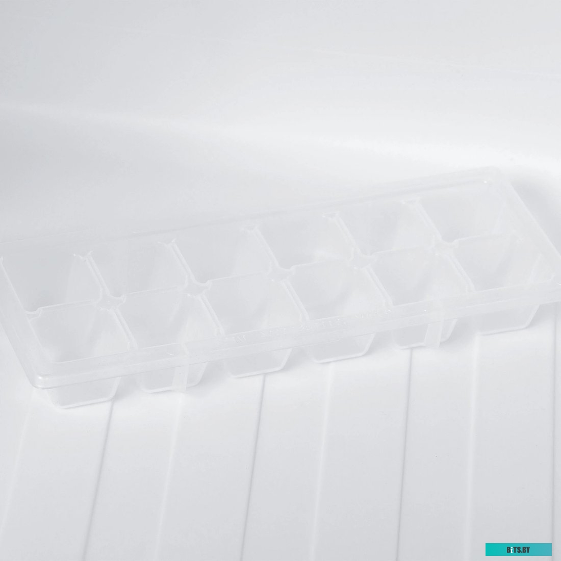 Hyundai CO1002 (серебристый)