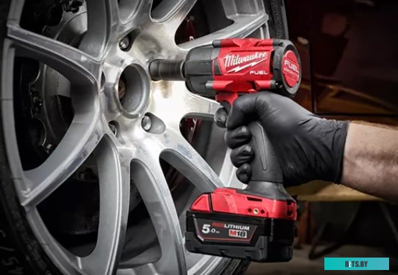 Milwaukee M18 FMTIW2F12-0X 4933478449 (без АКБ, кейс)
