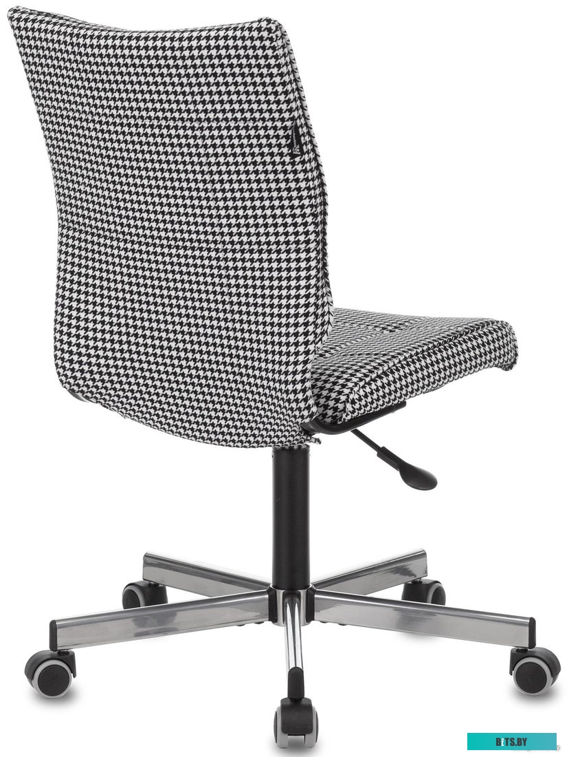 Офисное кресло (Стул) Бюрократ CH-330M (черный/белый) <CH-330M/GF>