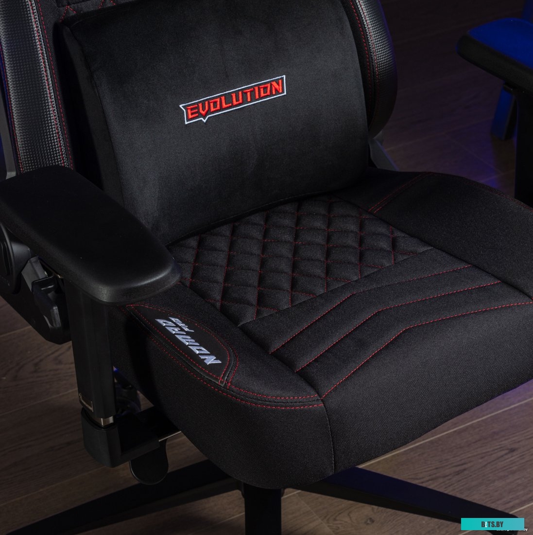 42341 4812755007274 Evolution Nomad PRO (черный/красный)