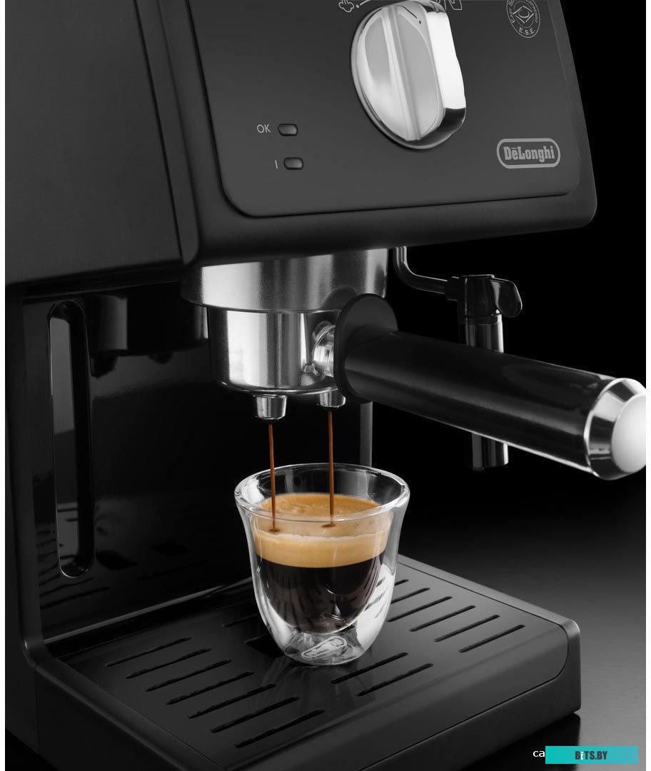 Рожковая помповая кофеварка DeLonghi ECP 31.21