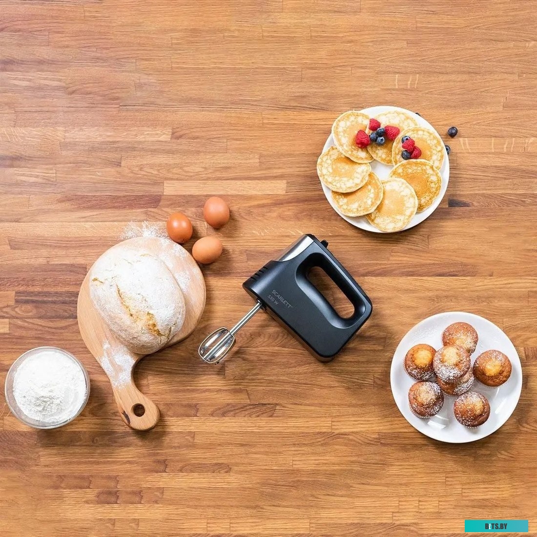 SC-HM40S23 Миксер Scarlett SC-HM40S23, ручной,  черный и серебристый