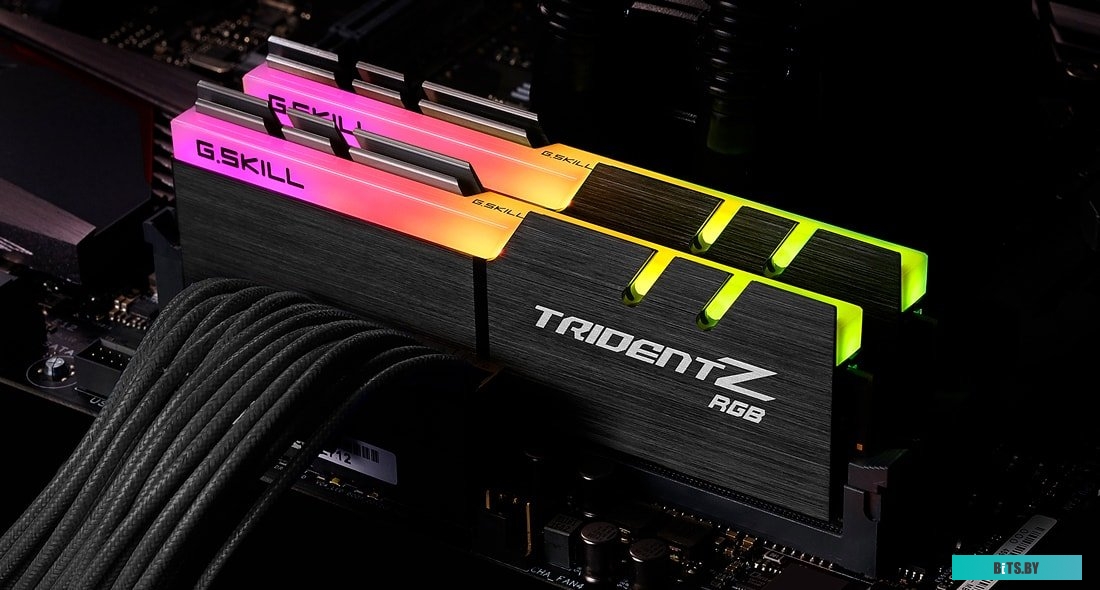 Оперативная память G.Skill Trident Z RGB 2x32GB DDR4 PC4-32000 F4-4000C18D-64GTZR