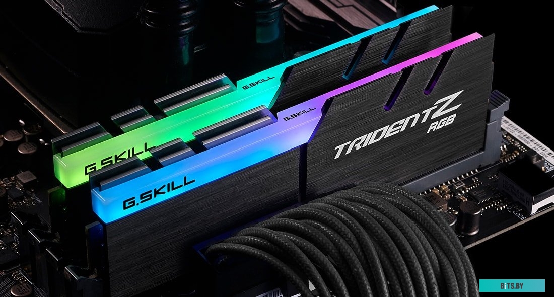 Оперативная память G.Skill Trident Z RGB 2x32GB DDR4 PC4-32000 F4-4000C18D-64GTZR