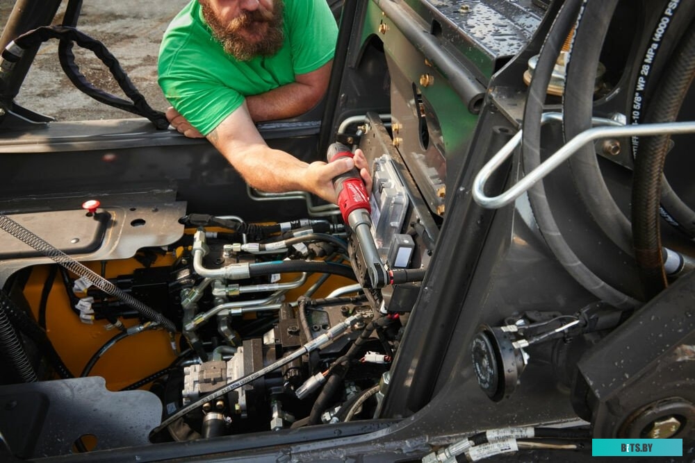 4058546410766 4933480791 Milwaukee M12 FUEL M12FHIR38LR-0 4933480791 (без АКБ)
