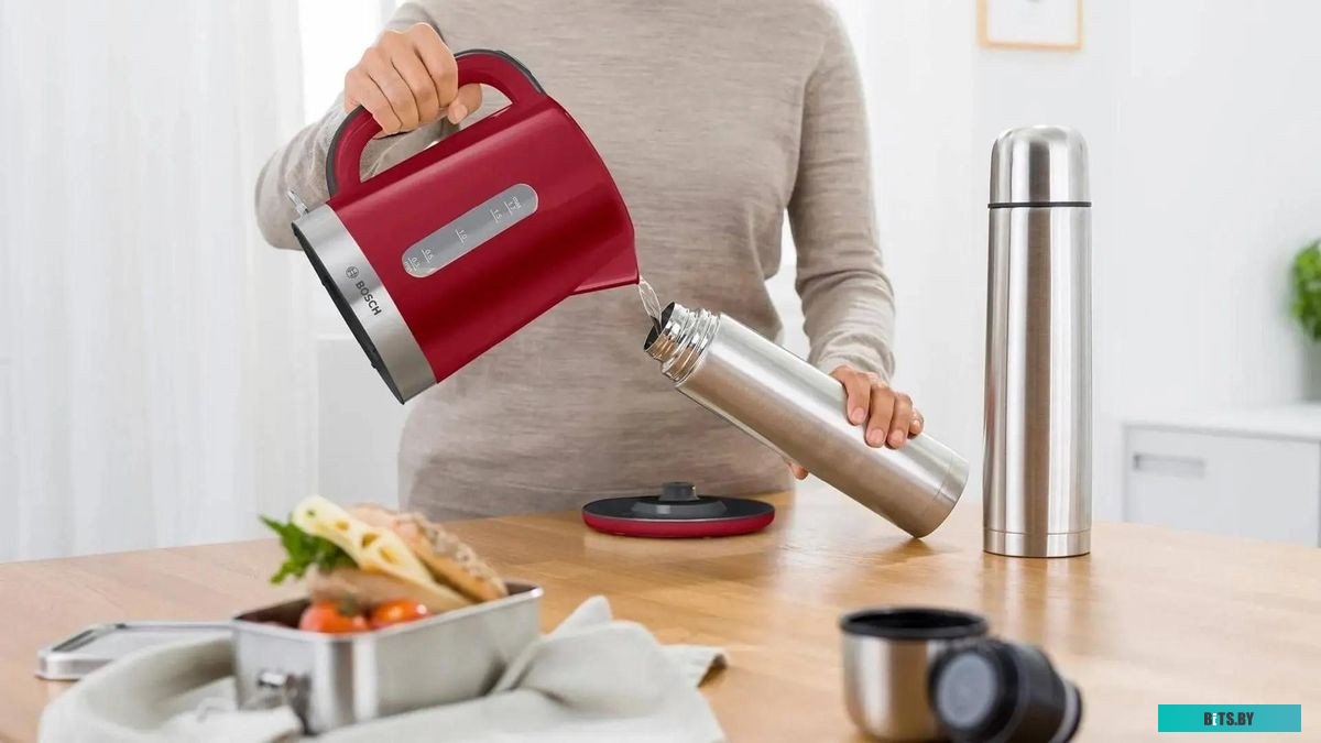 TWK6A514 Чайник электрический Bosch TWK6A514, 2200Вт, красный