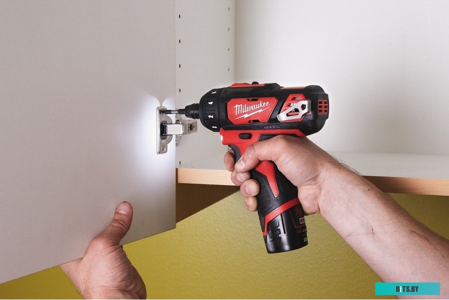 4002395002566 4933441910 Milwaukee M12 M12BD-0 4933441910 (без АКБ)