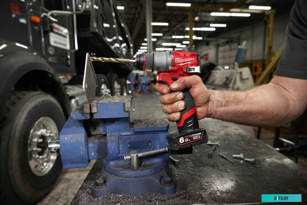 4058546376642 4933479870 Milwaukee M12 FUEL M12FPD2-602X 4933479870 (с 2-мя АКБ 6 Ач, кейс)