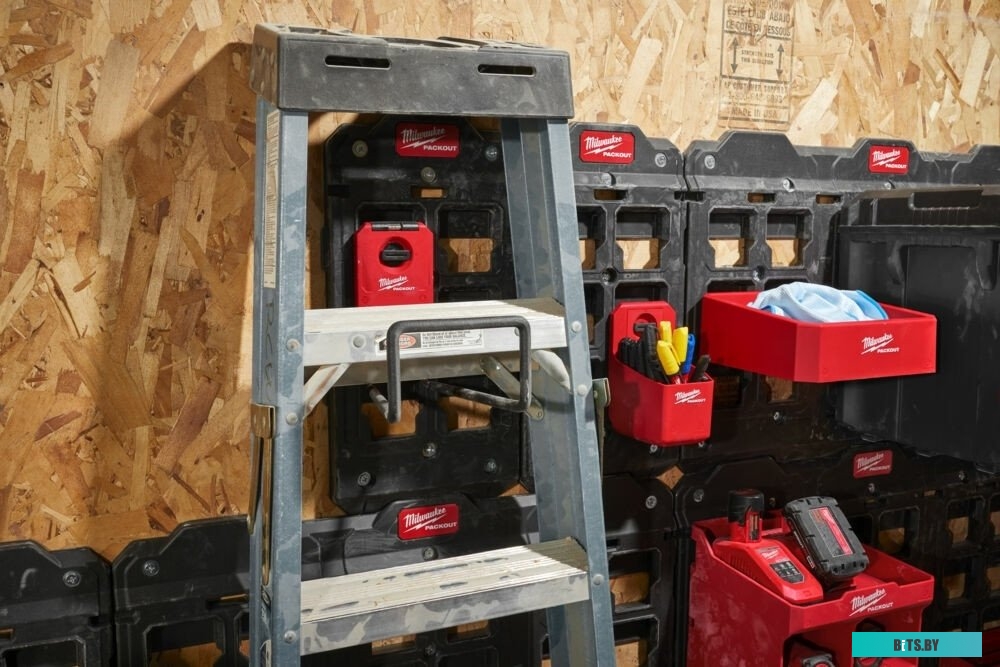 4058546409876 4932480702 Milwaukee PackOut 4932480702