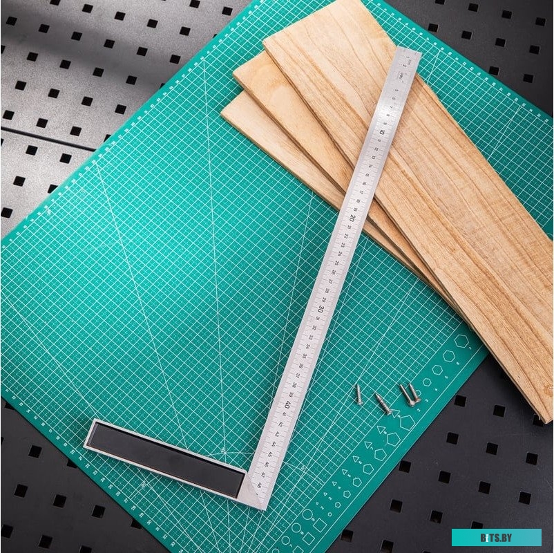 DL302500 Угольник Deli DL302500