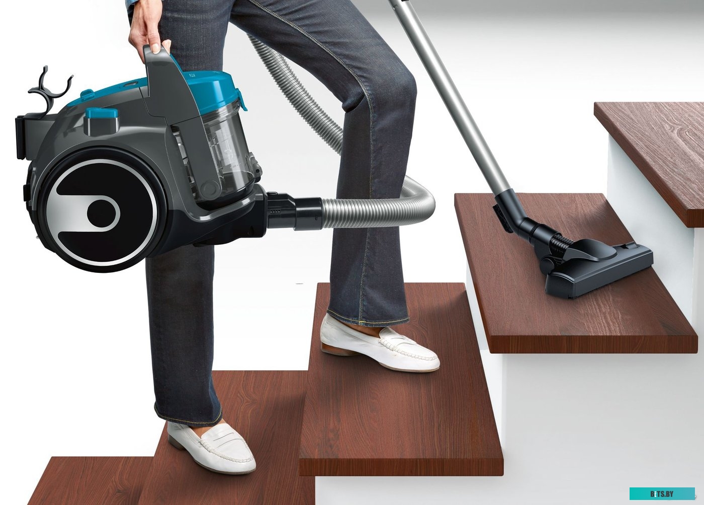 Пылесос Bosch BGS05X240