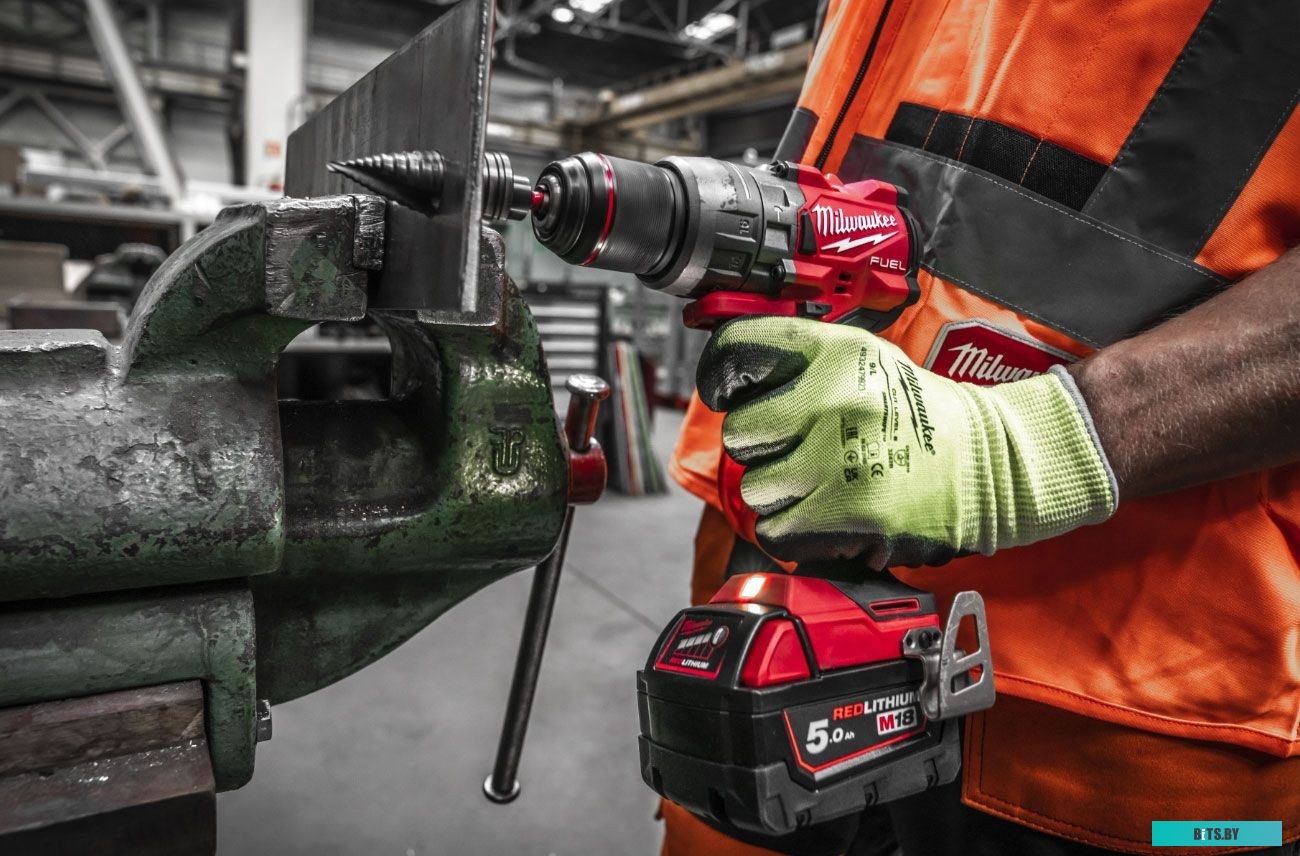 Milwaukee M18 FUEL M18FPD3-502X 4933479860 (с 2-мя АКБ, кейс)