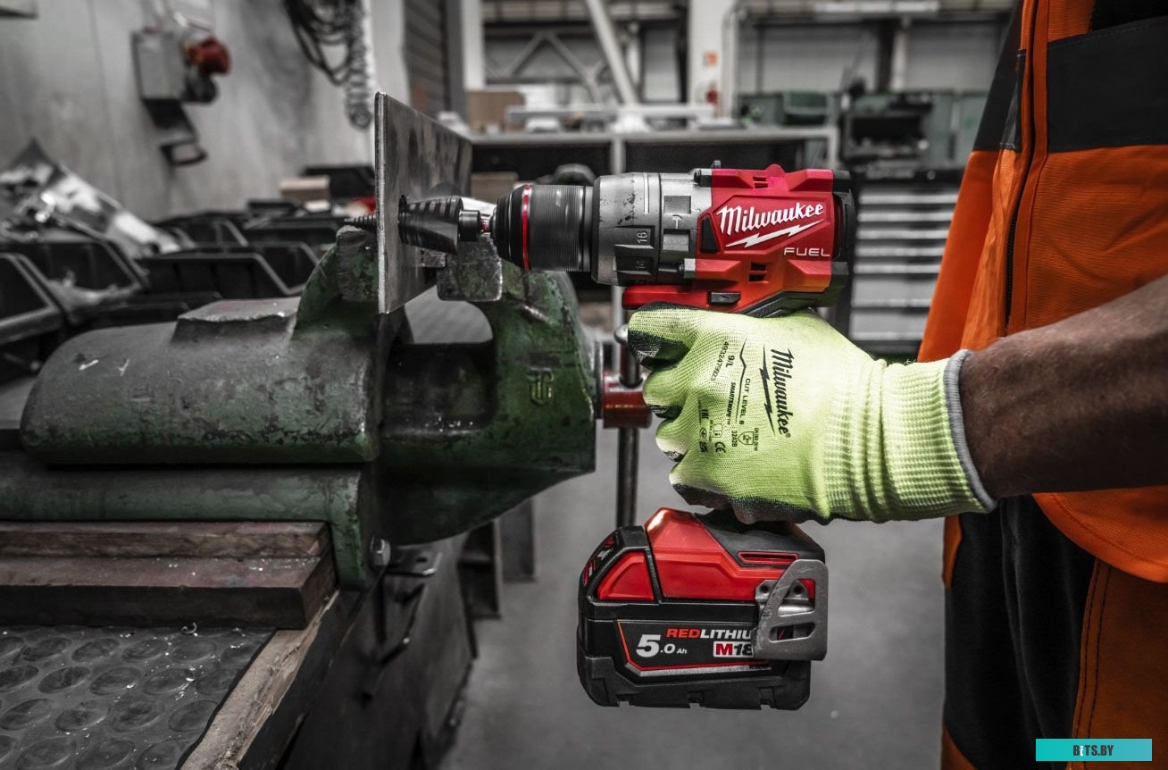 Milwaukee M18 FUEL M18FPD3-502X 4933479860 (с 2-мя АКБ, кейс)